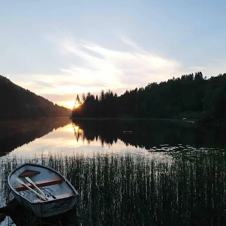 Beautiful Private With View And Boat Halland