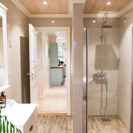 Beautiful Private With View And Boat Halland