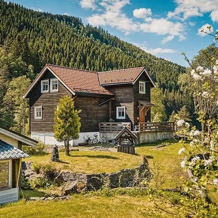 Beautiful Private With View And Boat Halland